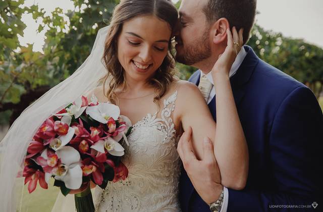 Casamento de Casamento emocionante na Igreja da Matriz de São Roque - Laen e Leandro
