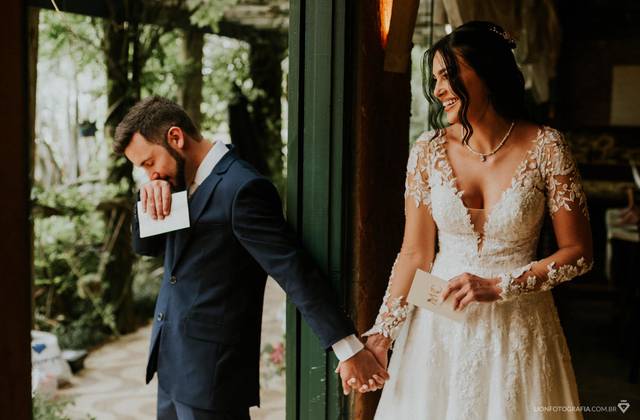 Casamento na Igreja de Monique e Caique – Emoção e Alegria em Ibiúna