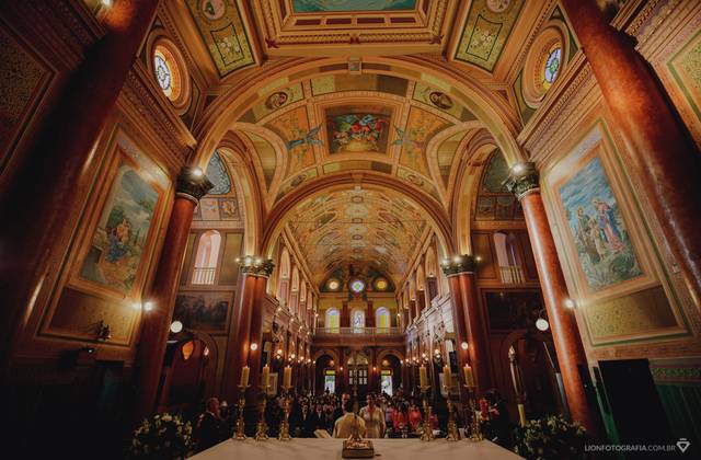 Casamento na Igreja de Igreja espetacular no interior de São Paulo - Casamento Blenda e Lucas
