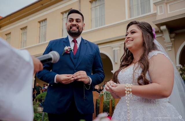 Casamento no Campo de Cerimônia no jardim! Fotos do casamento de Julia e Wesley