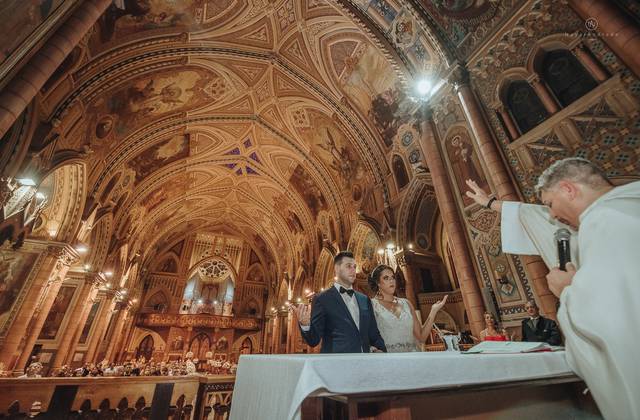Casamentos de Casamento Brasil + Canadá na Igreja Embaré - Kostantinos e Marcela