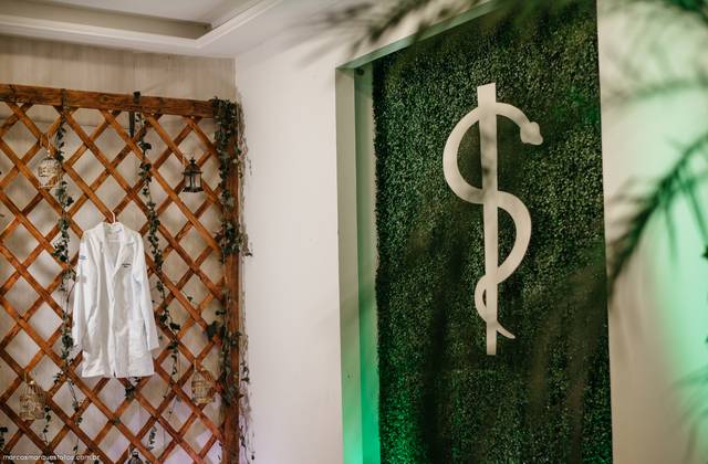 Formatura de Ayman- Medicina  