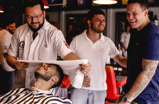  Barbearias de Dia do Noivo - Brutus Barbearia