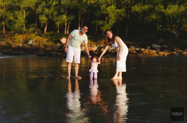 Infantil de Sessão e fotos Vitoria com os Papais.