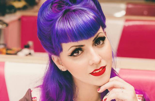 Ensaios Femininos  de Ensaio da Trapezia Moda Alternativa