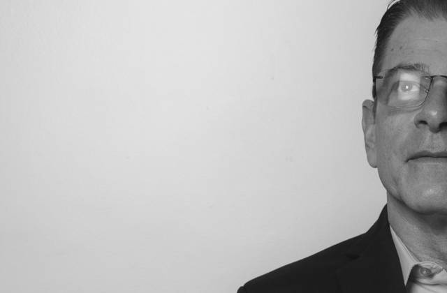 retratos de José César da Costa, empresário