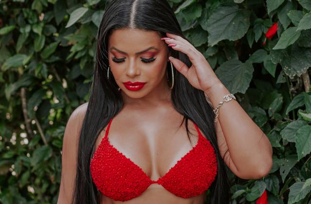 FEMININO de FEMININO EXTERNO