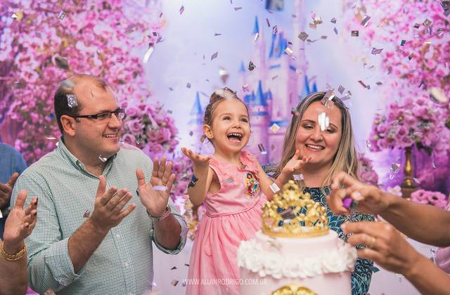 ANIVERSÁRIO INFANTIL de Aniversário da princesa Cecília