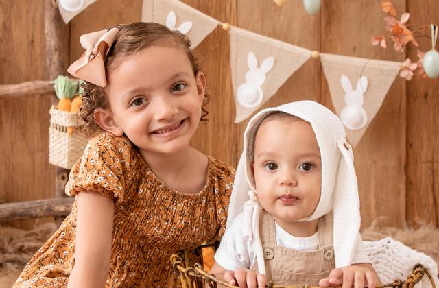 Família de Elisa e Noah | Páscoa