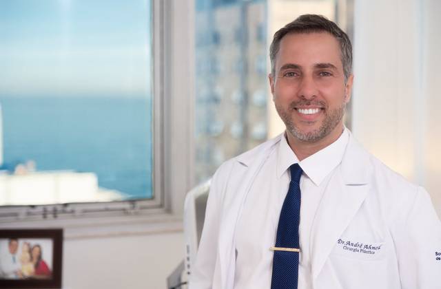 Retrato Corporativo de Adnré Ahmed