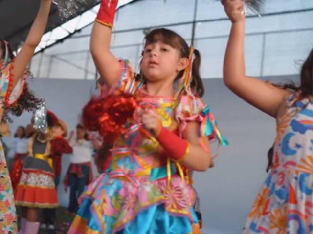 Casamentos & Eventos de Festa Junina - Colégio Alfacem
