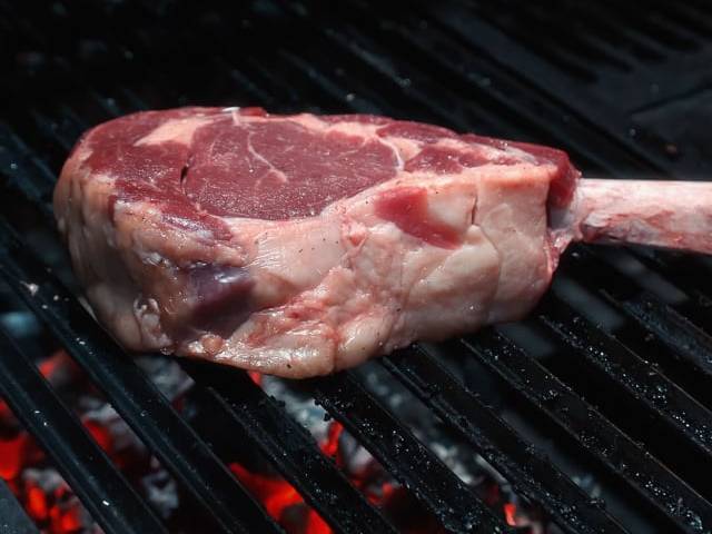 GASTRONOMIA de TOMAHAWK MEATHOUSE