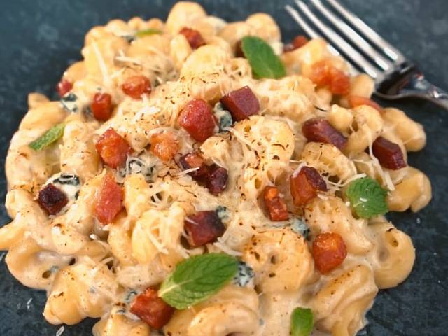 GASTRONOMIA de GORGONZOLA COM BACON - MACARRONE IN BOX 