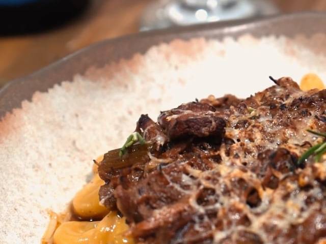 GASTRONOMIA de COSTELA E CHEDDAR - MACARRONE IN BOX 