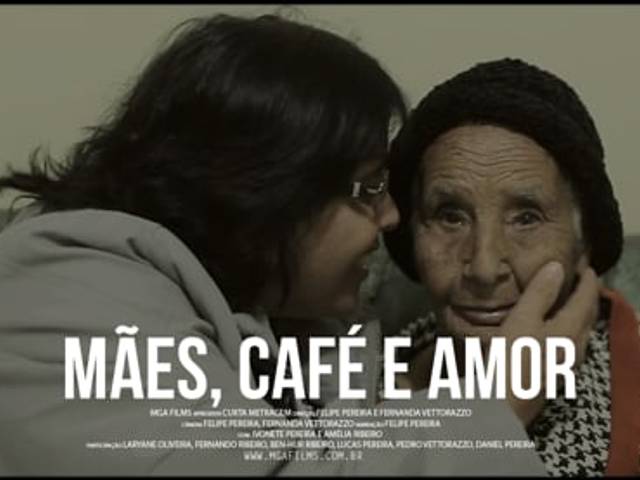 FILM | FAMÍLIA de MÃES, CAFÉ E AMOR
