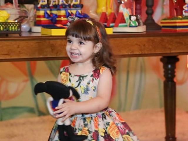  Festa Infantil de Teaser Bia 2 aninhos