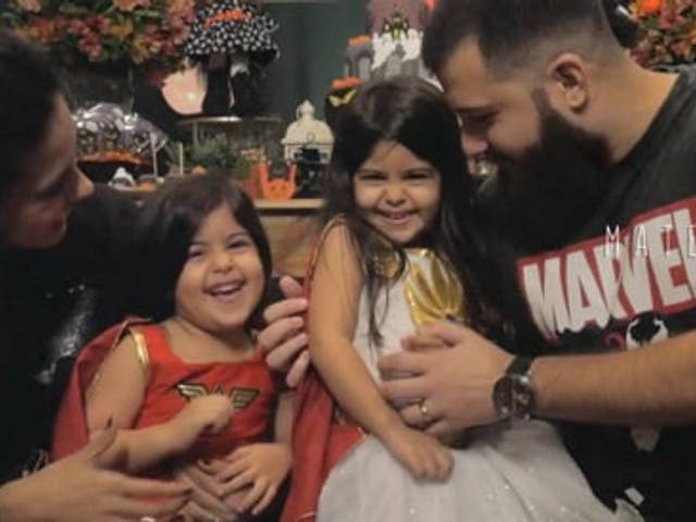 Familia de Isabela e Luiza | 4 anos