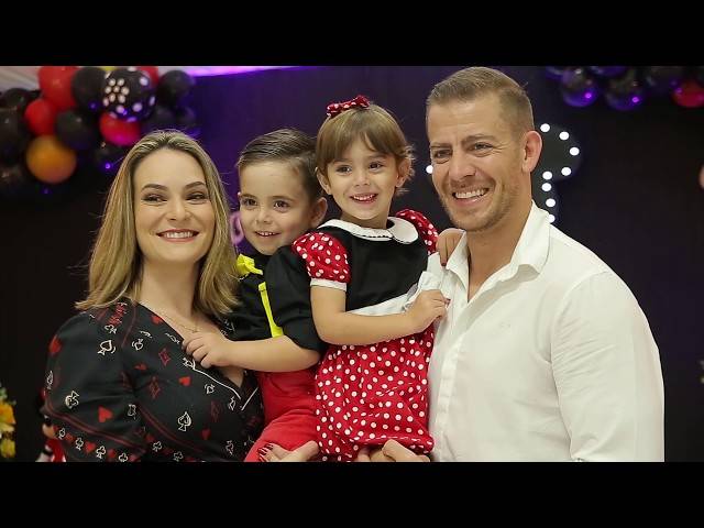 Vídeos de 3 aninhos - Victória e Vinicius