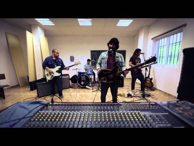 Música de FALSA MODESTIA - Mi amor