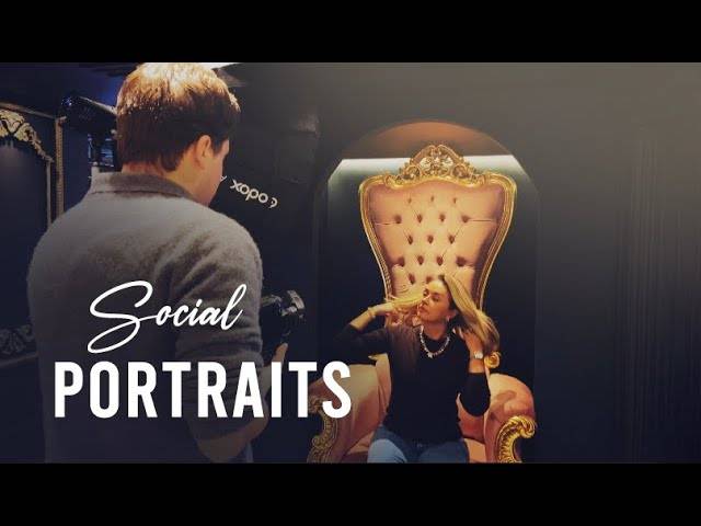 Portraits of Social Portraits - Ruban Rouge