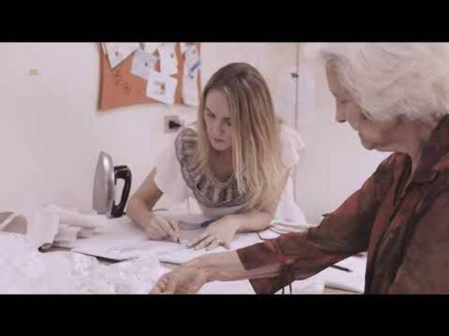 Casamento de Luluza - O vestido ideal se conecta à essência da noiva