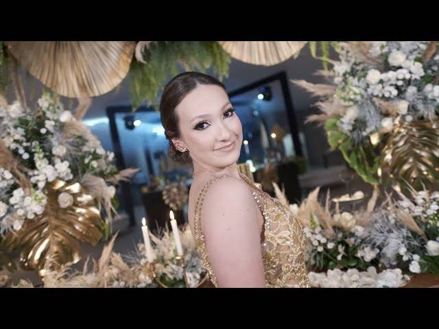 15 Anos  de Trailer XVII Isabella Benatii