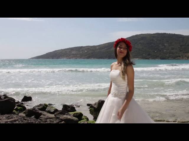 Vídeo de Clip - Larissa Hellen