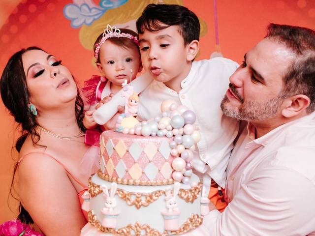 Família de Ana Beatriz | 1 ano | Aniversário Circo | Espaço Caramelados