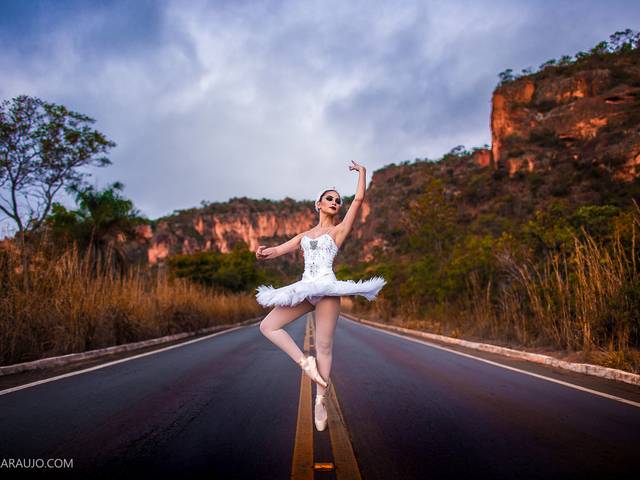 ENSAIO de ENSAIO LAGO DOS CISNES / CAROL MARTINS