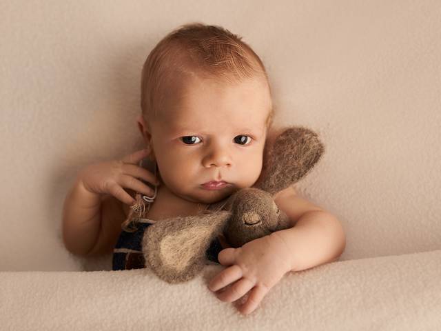  Newborn de Simon Newborn 