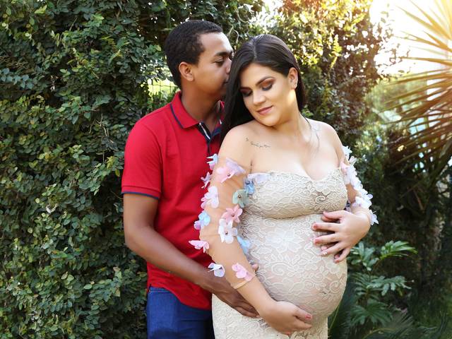 Gestante de Mamãe Carla 