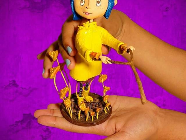 Escultura  de Coraline 