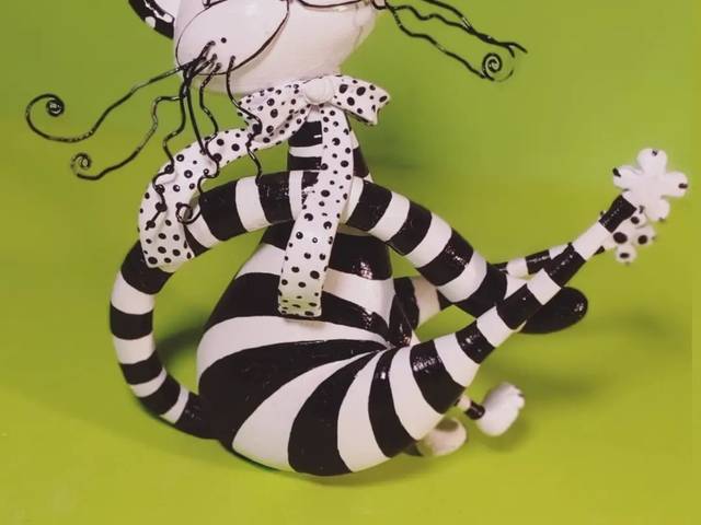 Escultura  de Gato Listrado