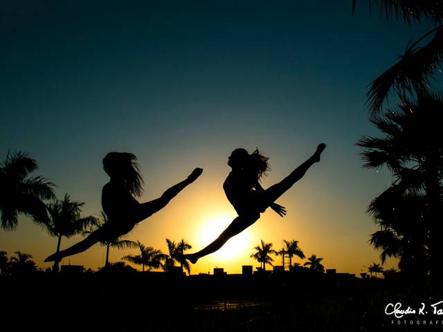 Outros/Others Services de Apresentações de Ballet em Dourados da Academia Maria Ester