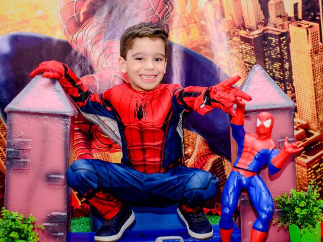 Fazendo a Festa de Matheus 6 Anos