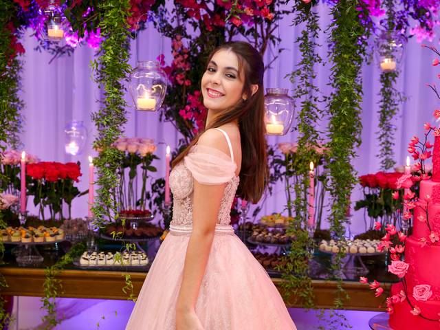 Festas Infantis de 15 Anos Gabriela