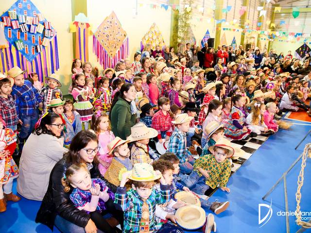 Eventos de Festa Junina Roda Pião 1º Dia