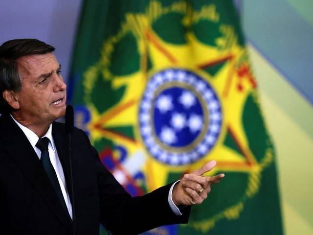 Notícias de Bolsonaro volta a atacar sistema eleitoral brasileiro 