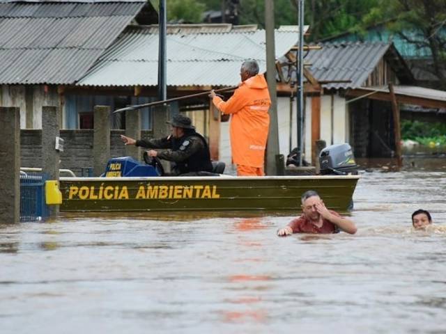 Notícias de O Brasil enfrenta a tragédia: um olhar abrangente sobre a resposta ao desastre do ciclone no Rio Grande do Sul