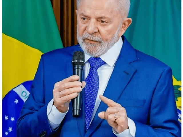 Notícias de Lula alerta para riscos de intervenção militar dos EUA na Venezuela durante Cúpula do Mercosul