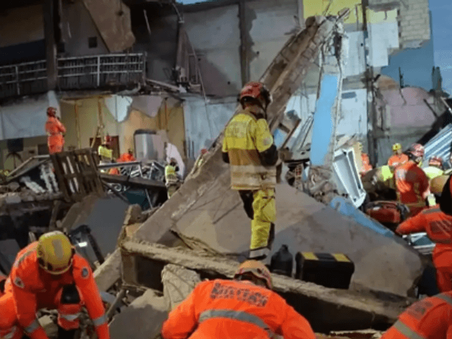 Notícias de Bombeiros Encontram Última Vítima Após 30 Horas de Trabalho