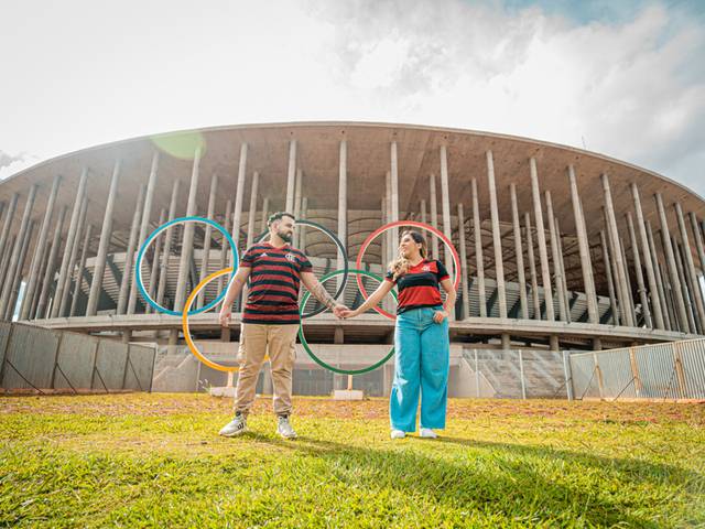 Romântico de CAROL + SERGIO