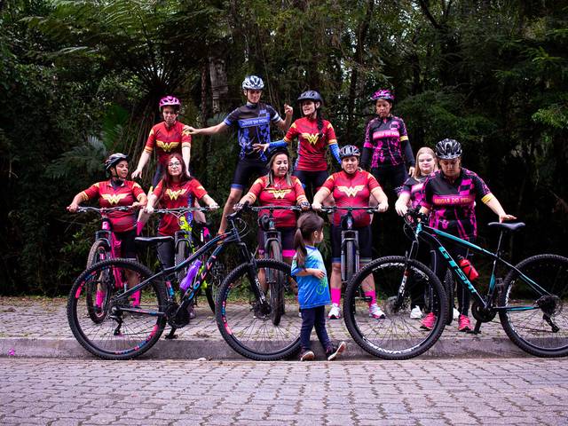 Ensaio em grupo de Aniversário de 3 anos do grupo Amigas do Pedal