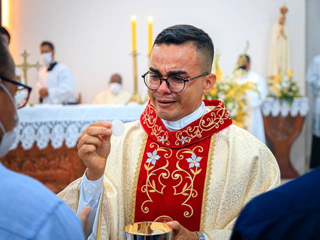 Ordenação Sacerdotal de Ordenação Padre Saulo