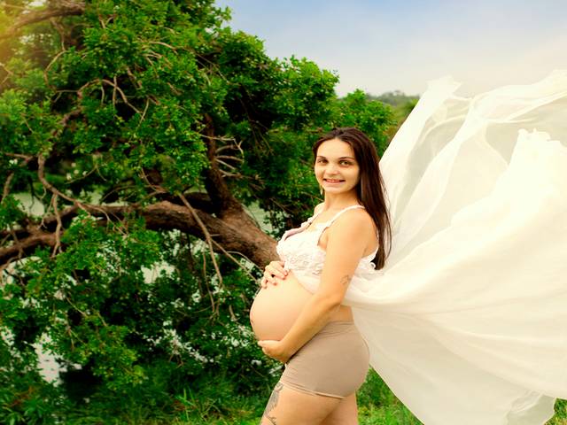 Gestante de Júlia, Vinícius e Gui esperando pela Melissa