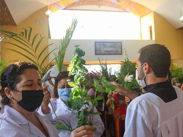 Religioso de Domingo de Ramos 
