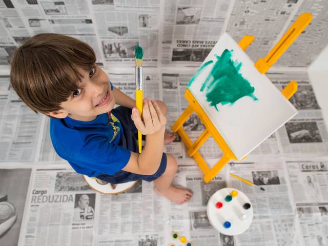 Famílias de João, Miguel e a Sessão Pintura