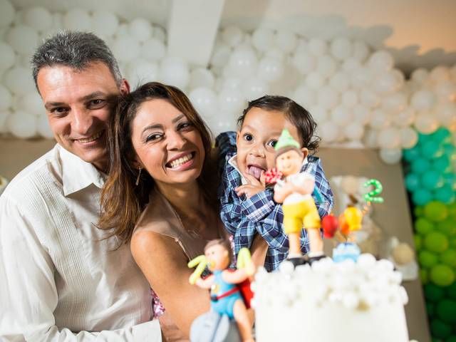 Famílias de Sérgio Lucas e a Festa do 1