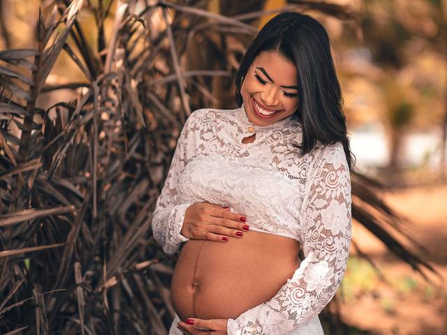 Gestante  de Thamiles