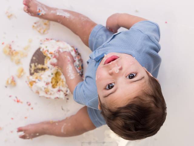 Cake Smash/Kids  of Noah's Cake Smash